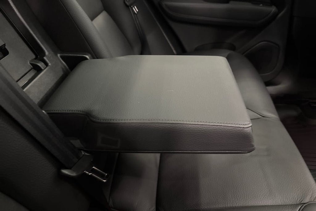 Vehicle Image 19