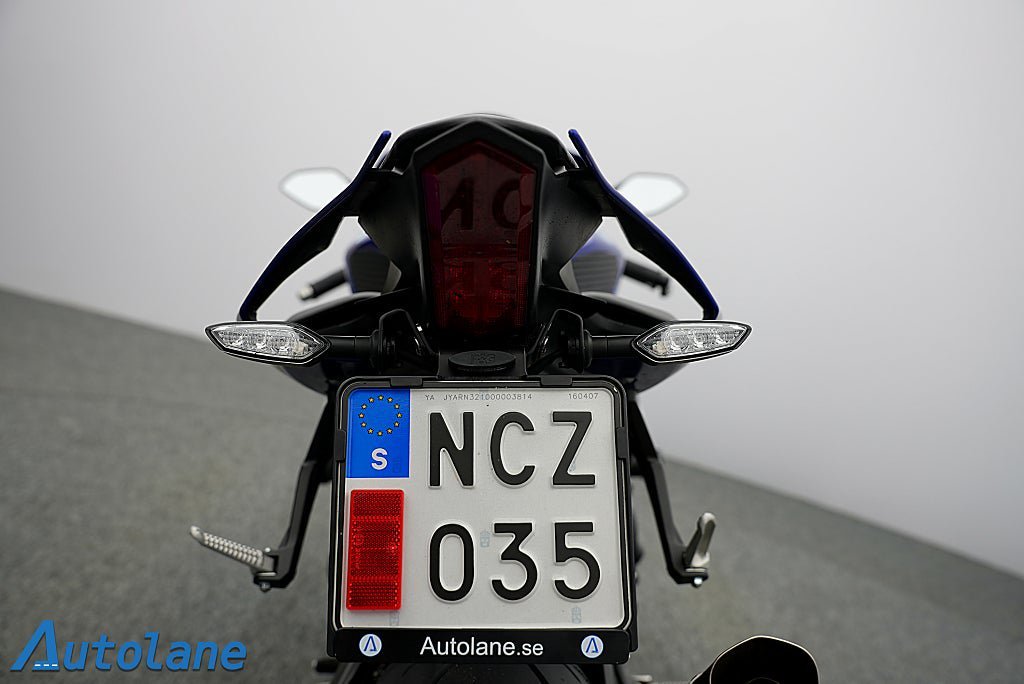 Vehicle Image 16