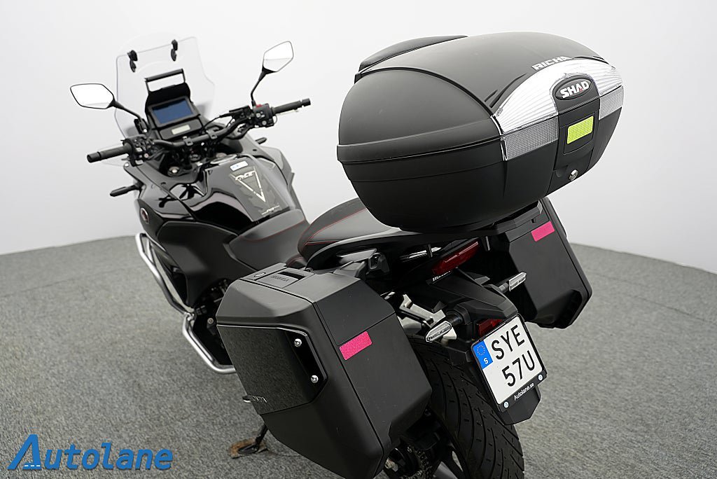Vehicle Image 20