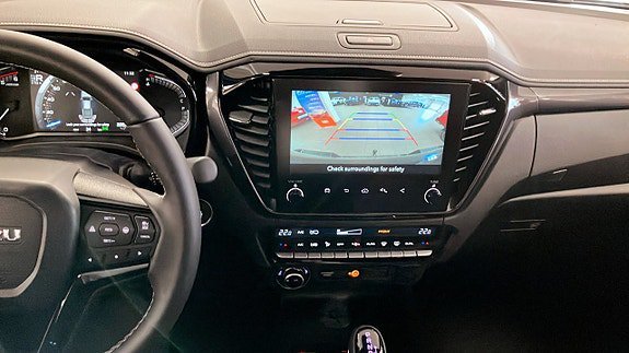 Vehicle Image 12