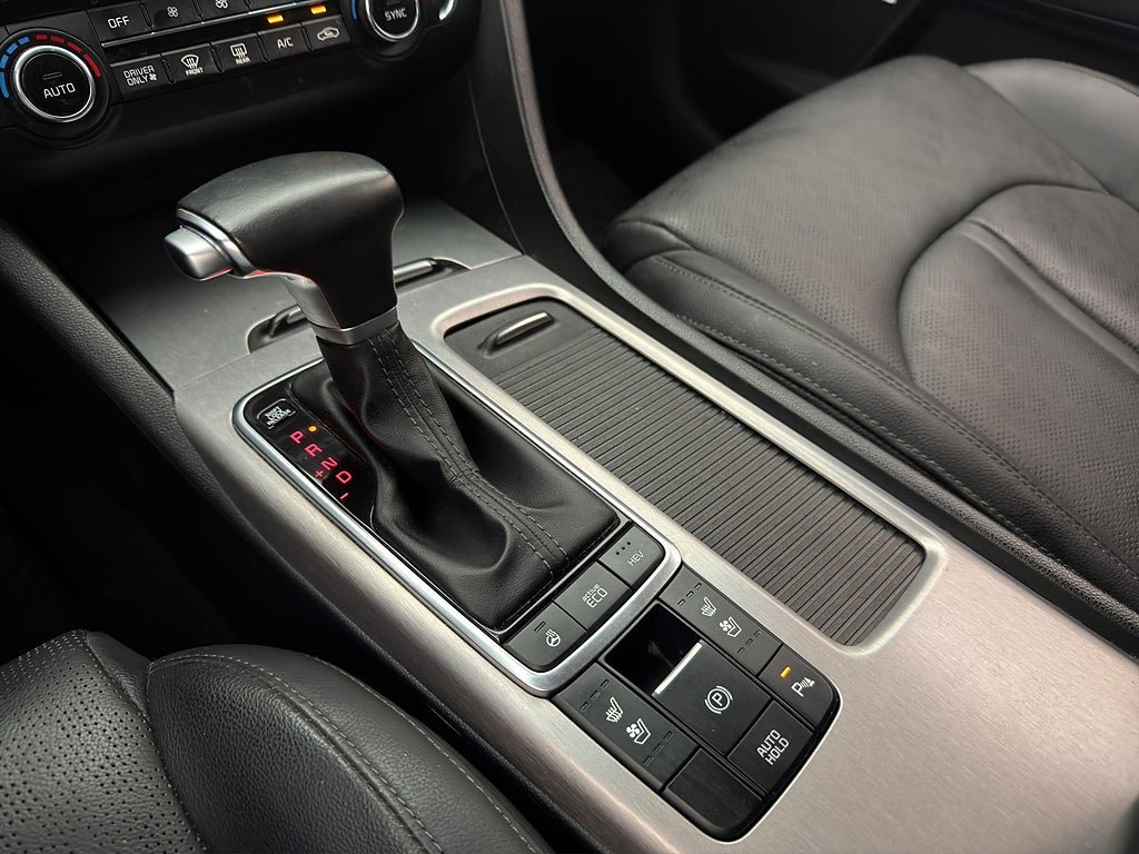 Vehicle Image 22