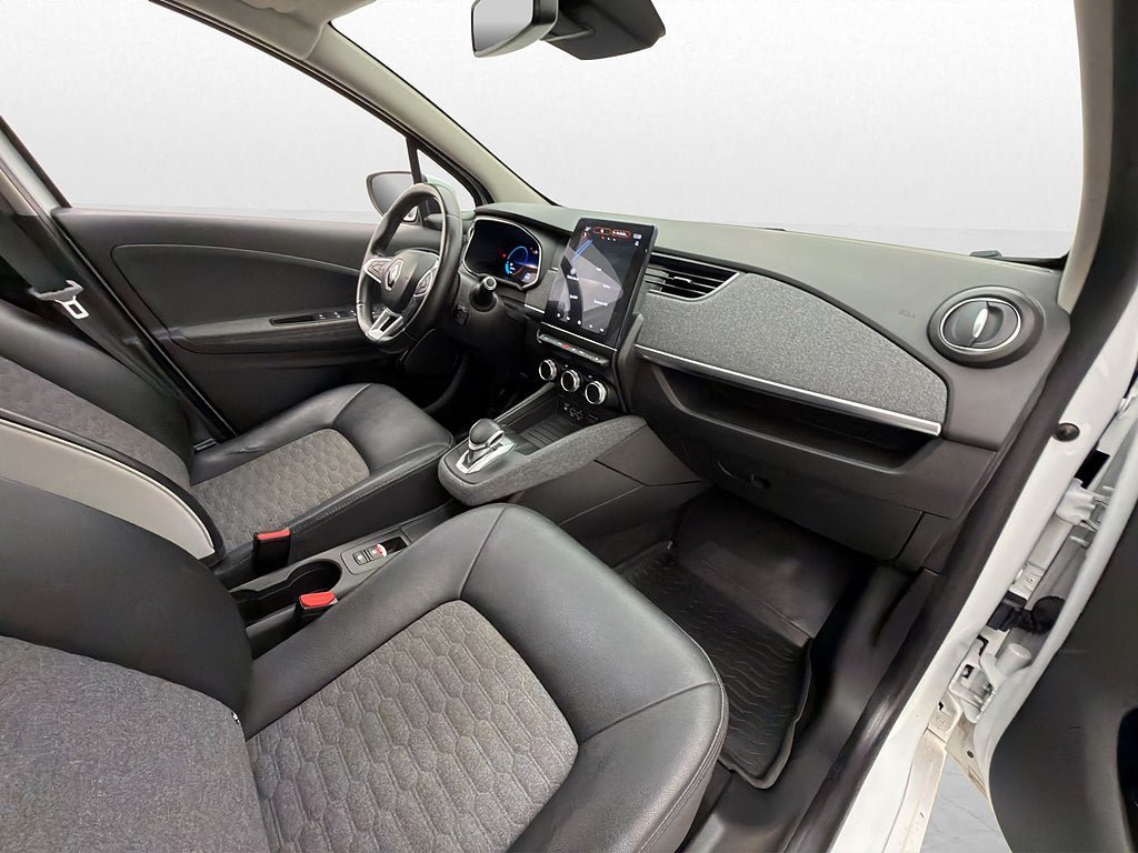 Vehicle Image 23