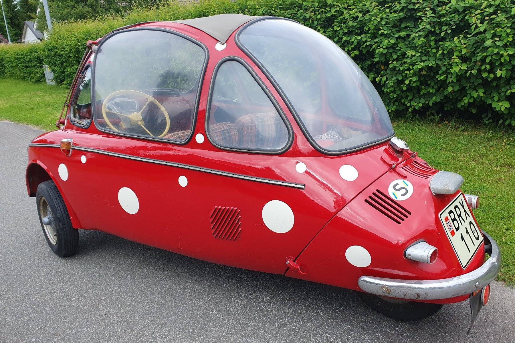 Vehicle Image 23