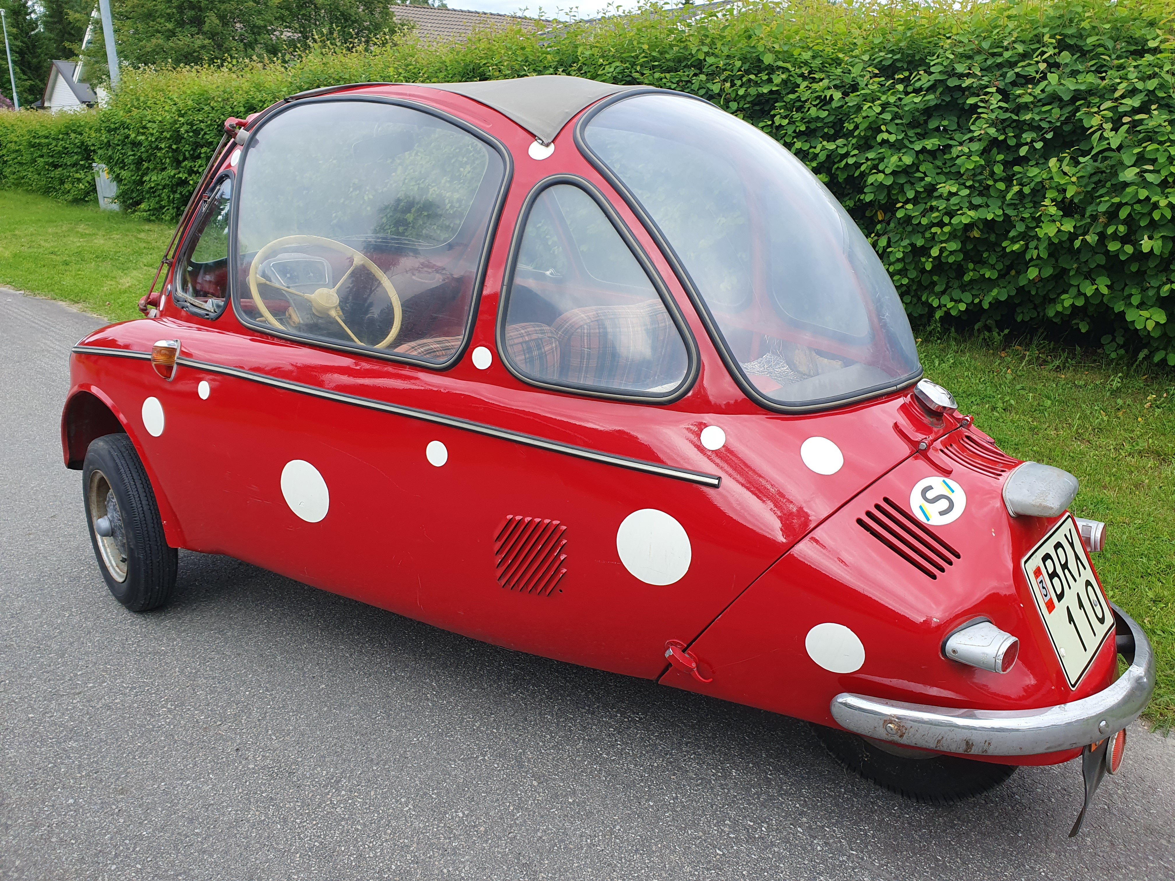 Vehicle Image 32