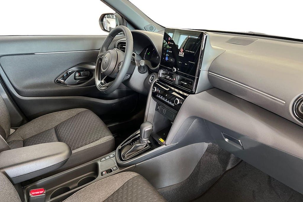 Vehicle Image 6