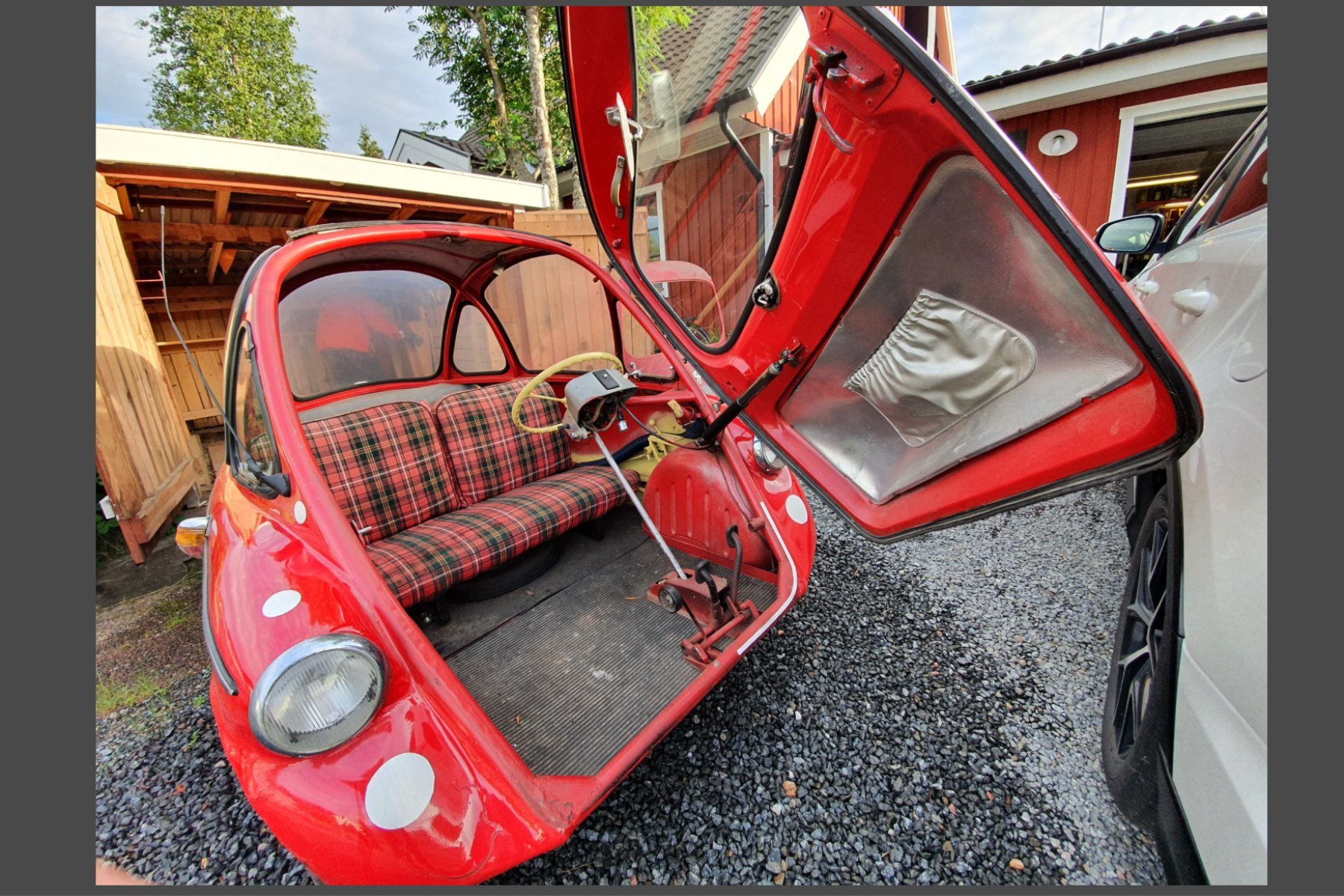 Vehicle Image 36