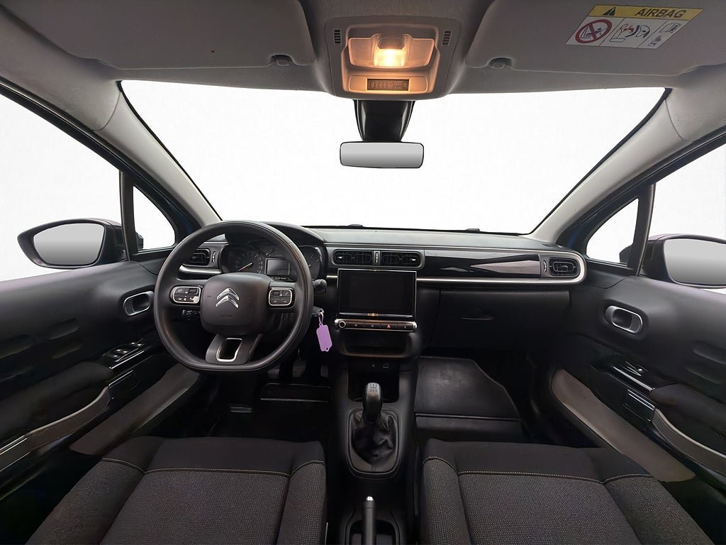 Vehicle Image 12