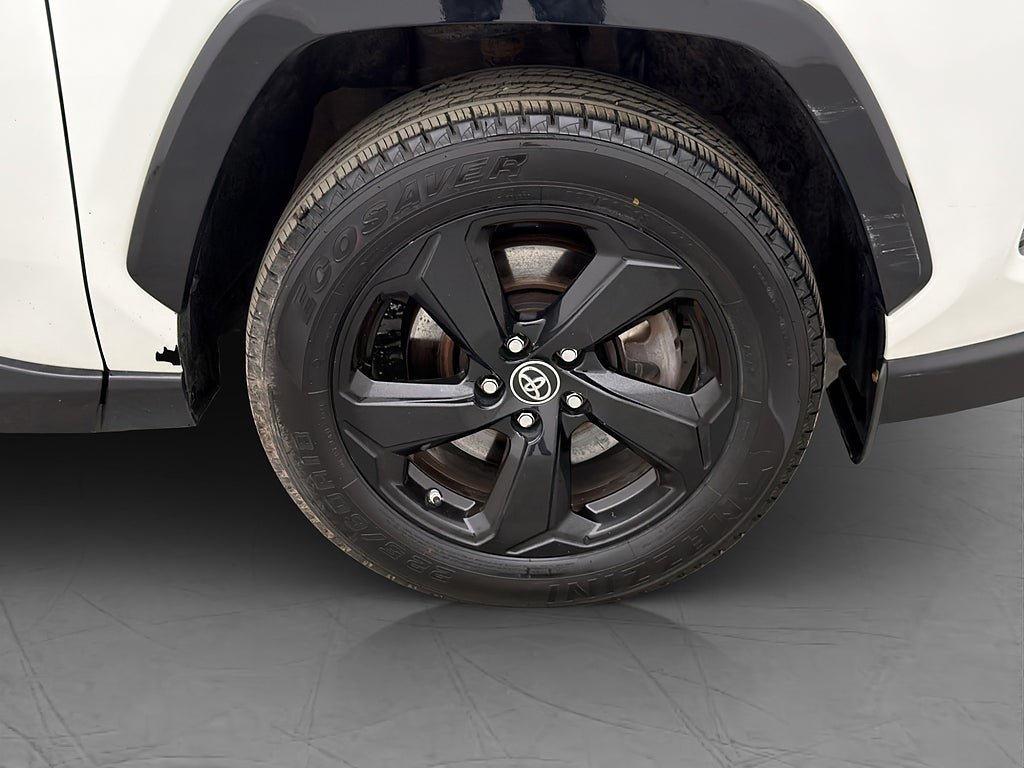 Vehicle Image 31