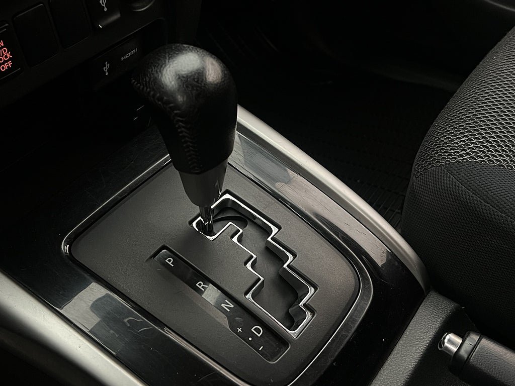 Vehicle Image 26