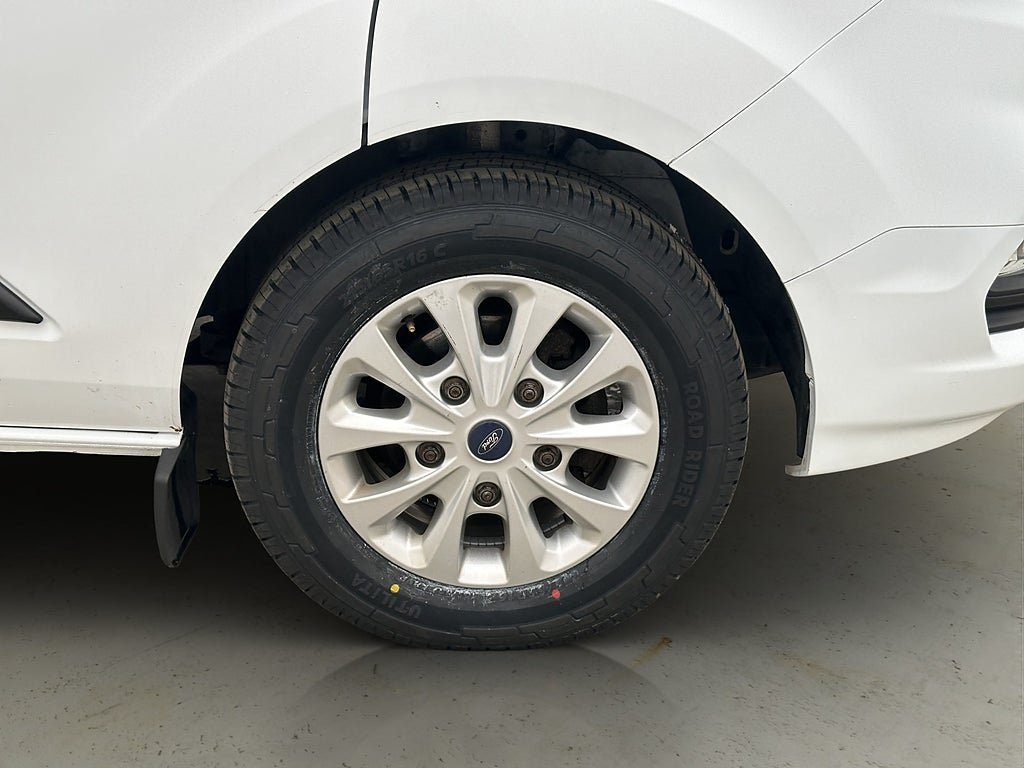 Vehicle Image 31