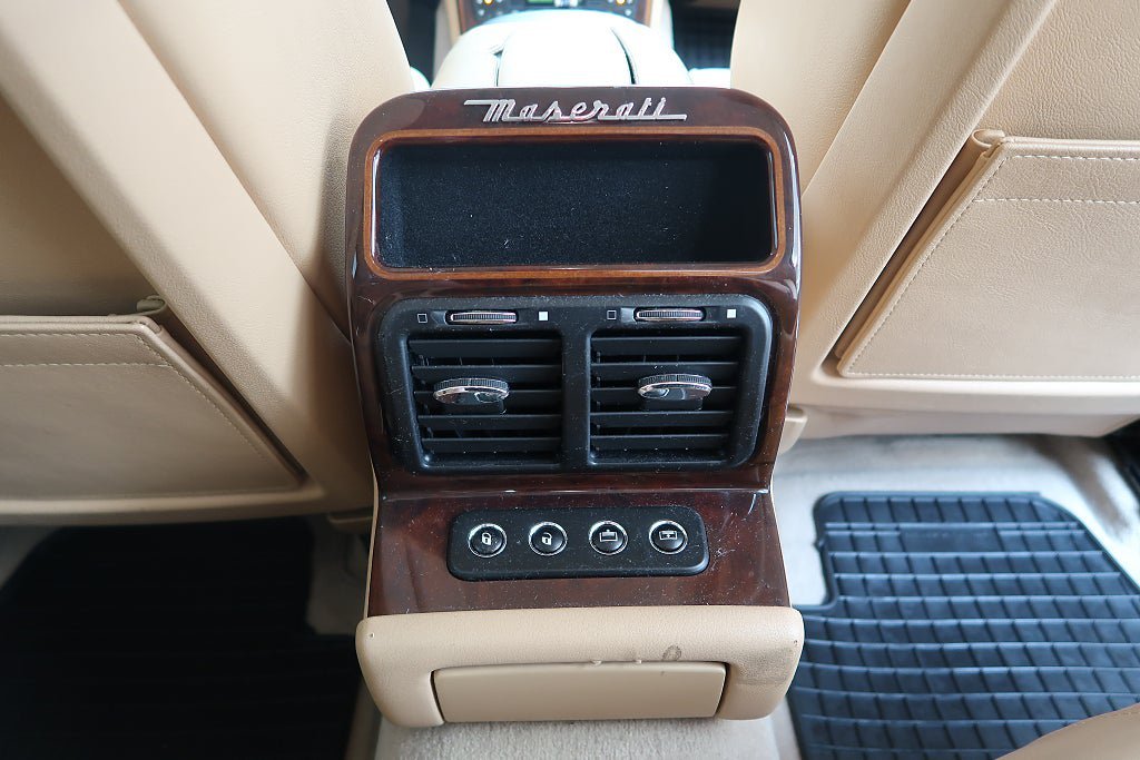 Vehicle Image 28