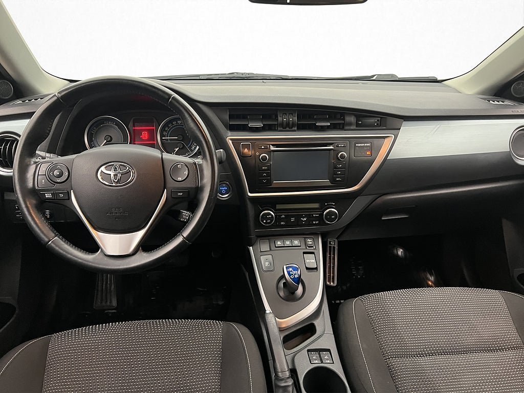 Vehicle Image 12