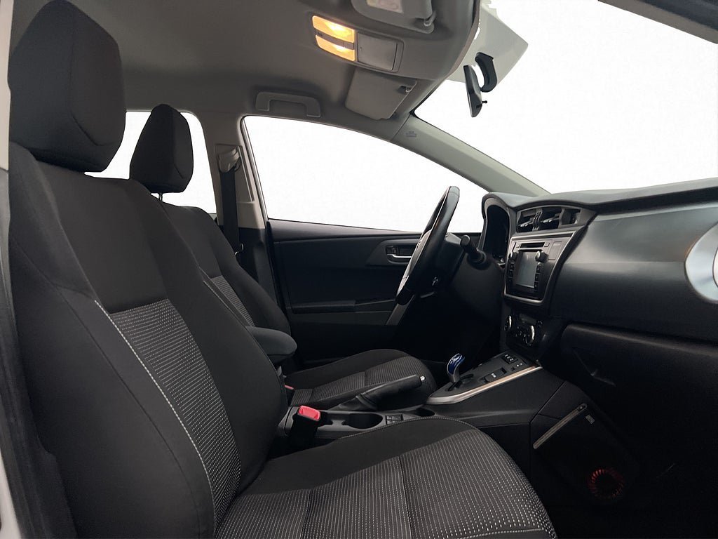 Vehicle Image 14