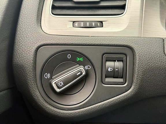 Vehicle Image 27