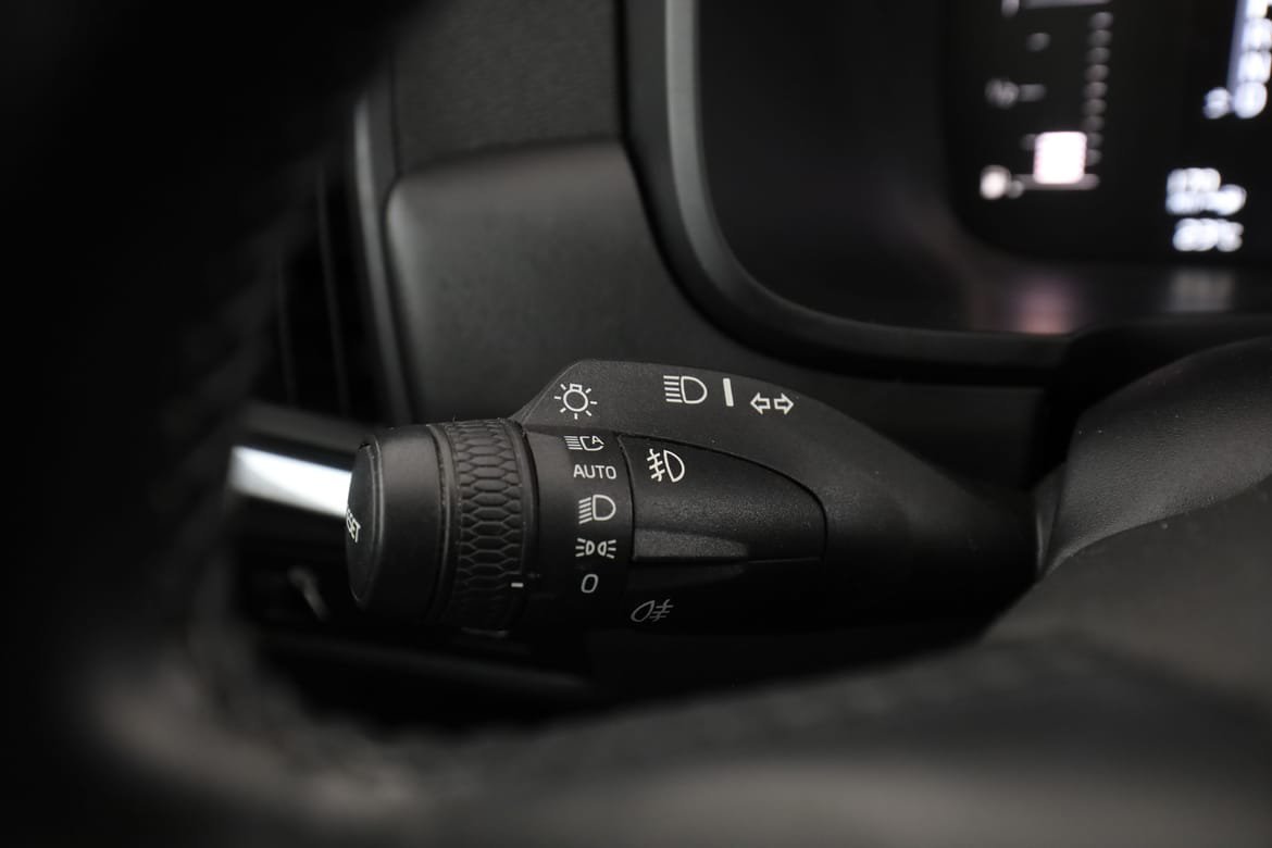 Vehicle Image 33