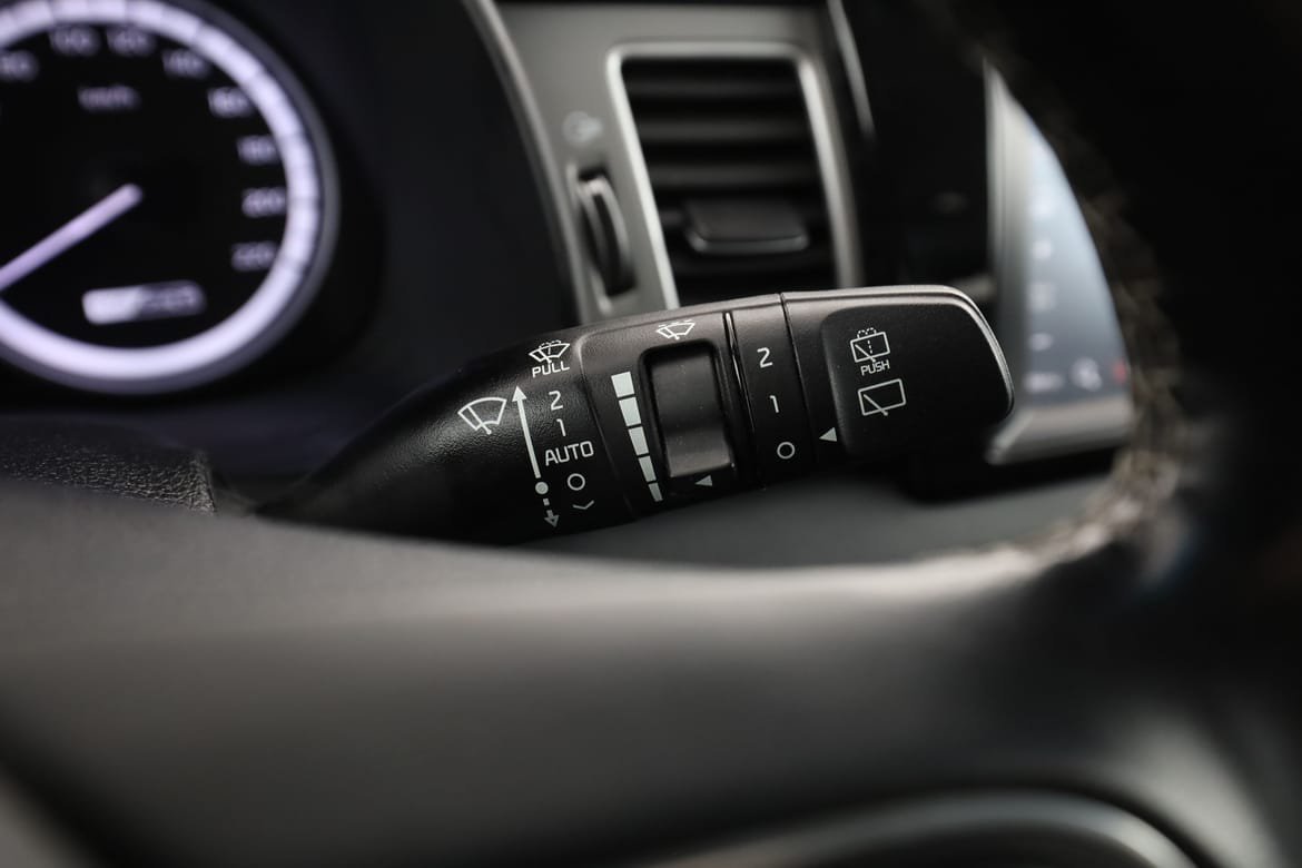 Vehicle Image 32