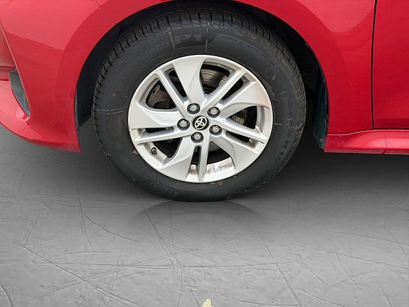 Vehicle Image 10