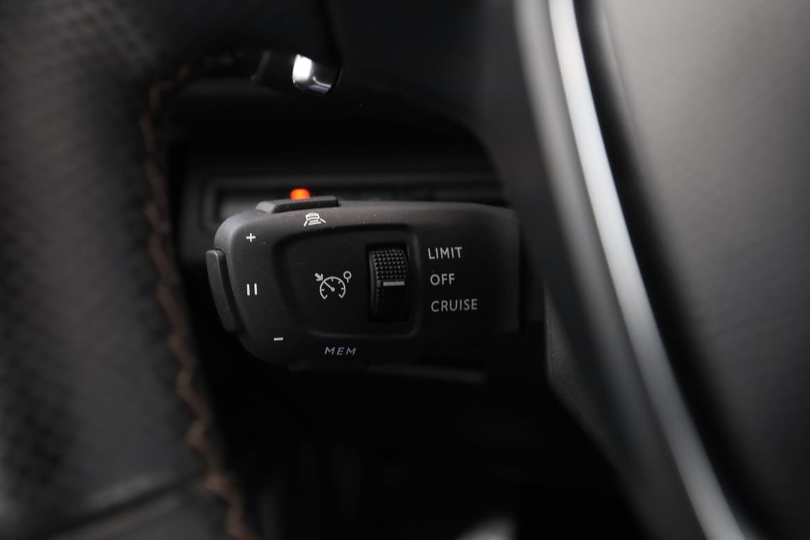 Vehicle Image 37