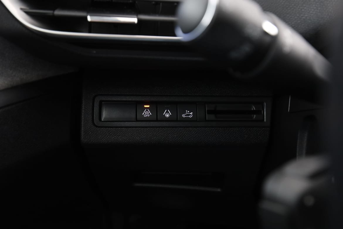 Vehicle Image 38