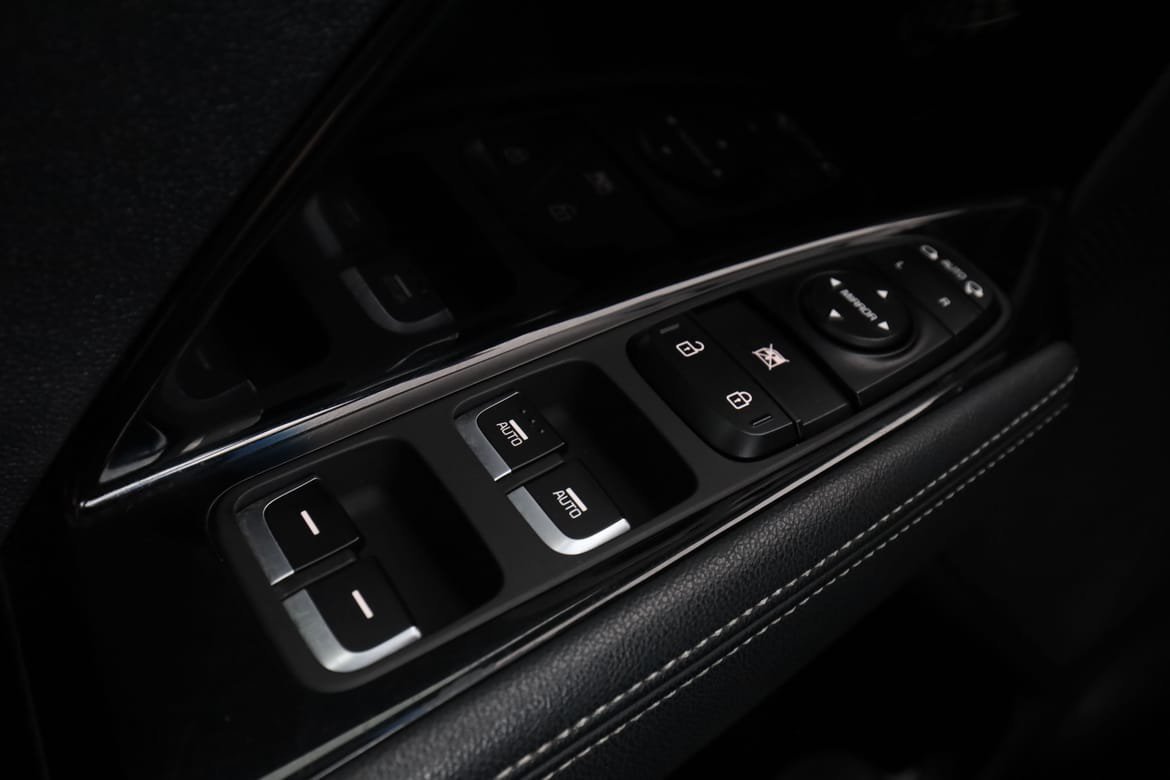 Vehicle Image 35