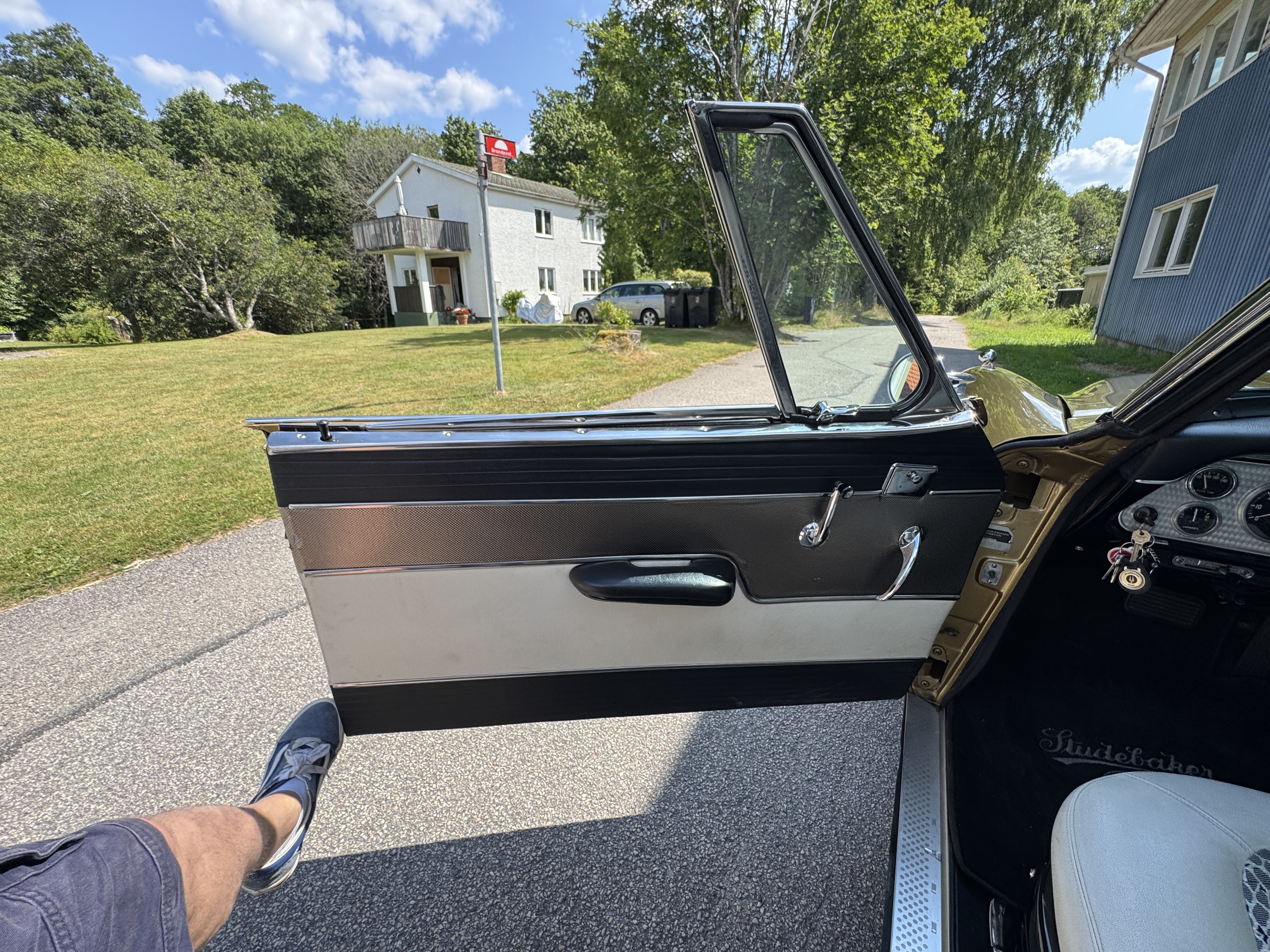 Vehicle Image 52