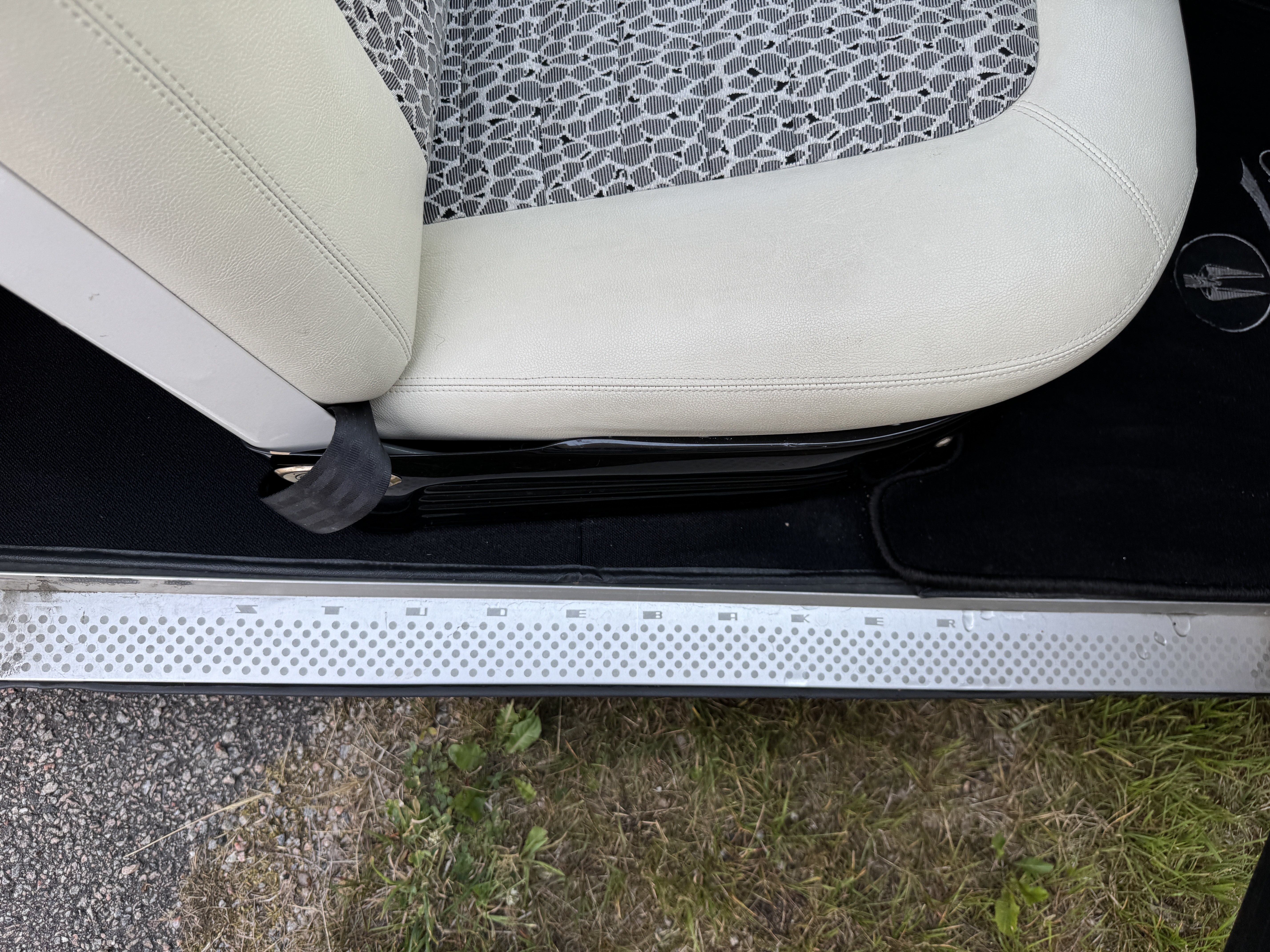Vehicle Image 61