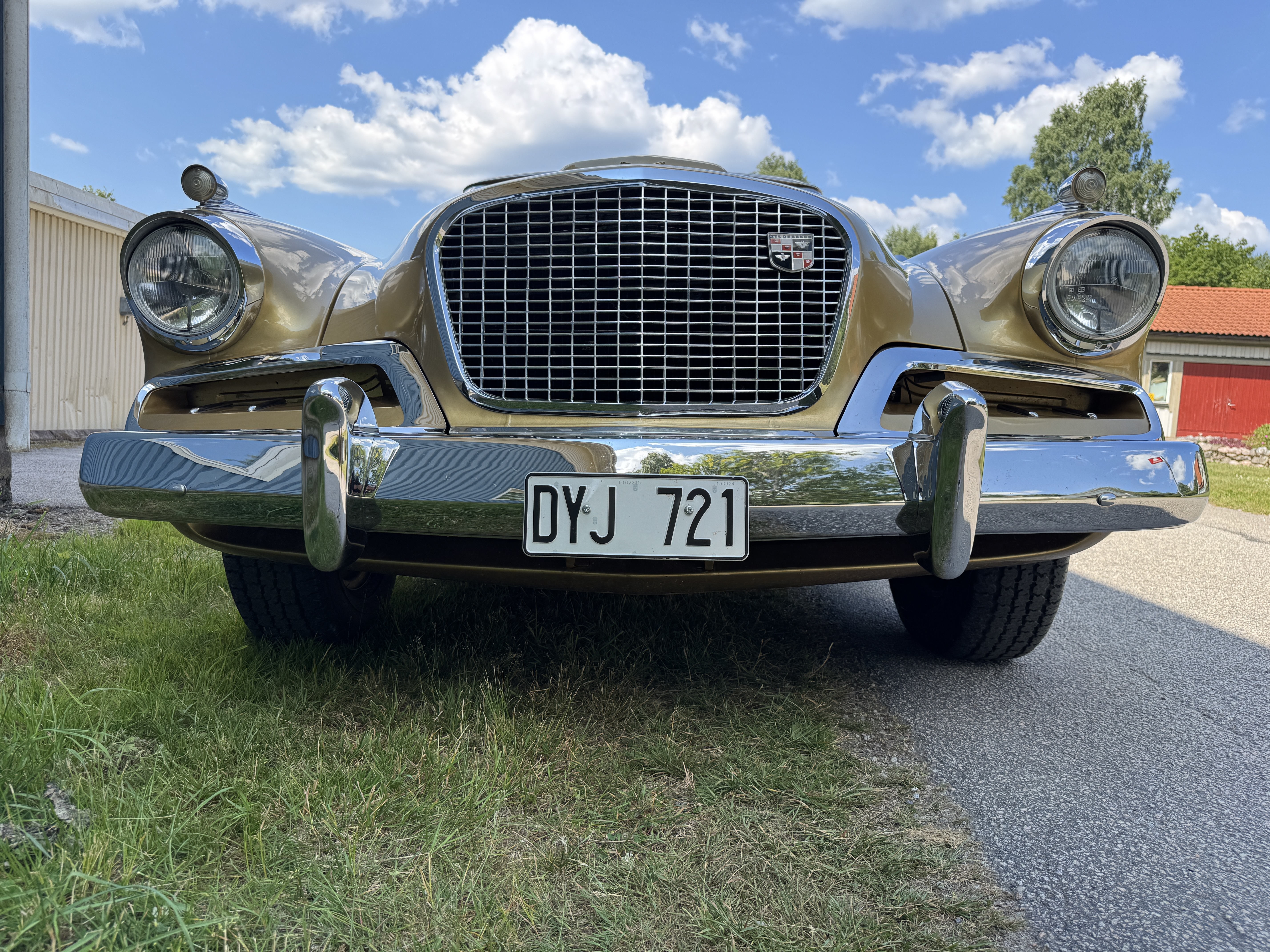 Vehicle Image 102