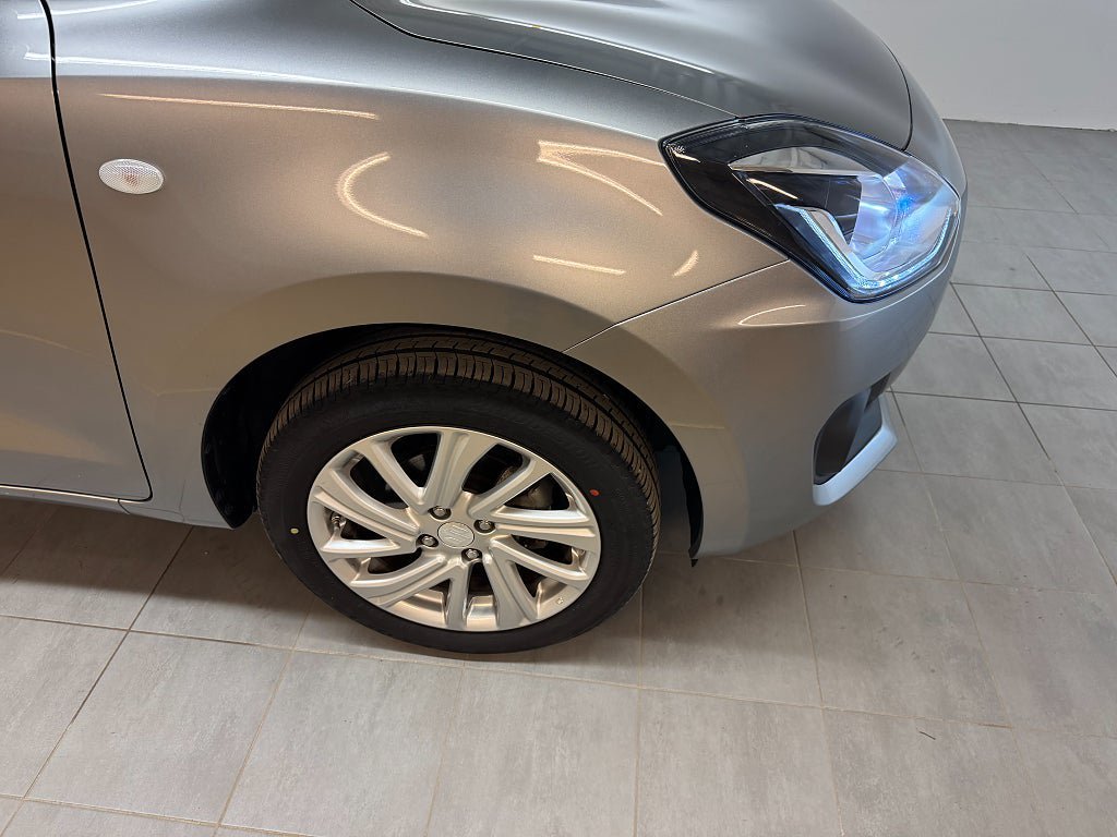 Vehicle Image 15