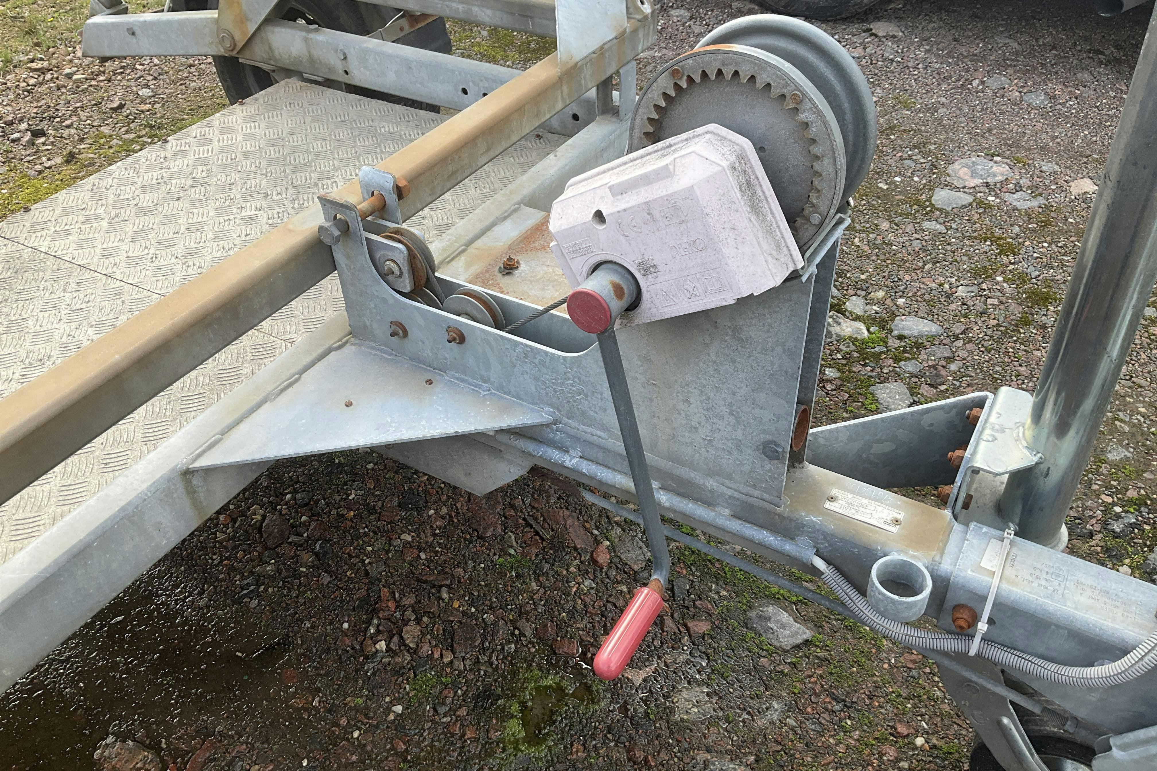 Vehicle Image 9