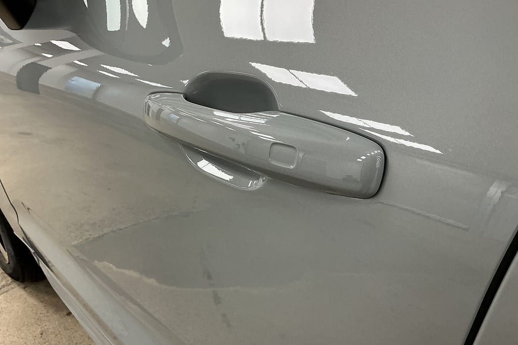 Vehicle Image 32