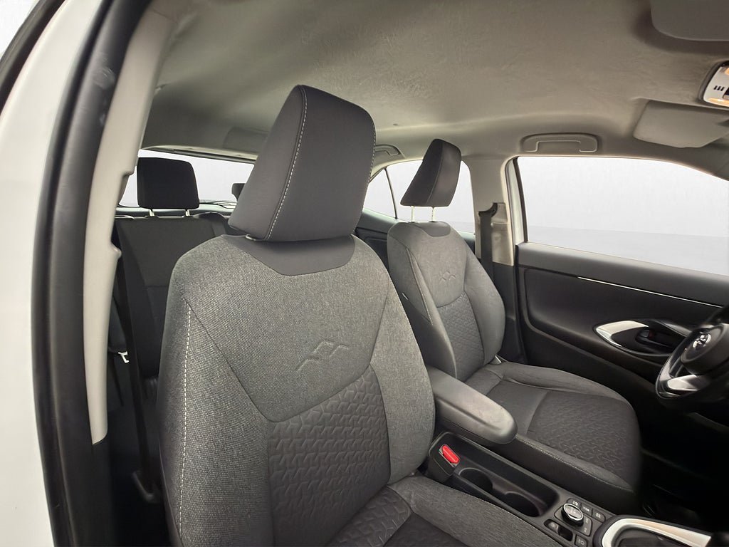 Vehicle Image 11