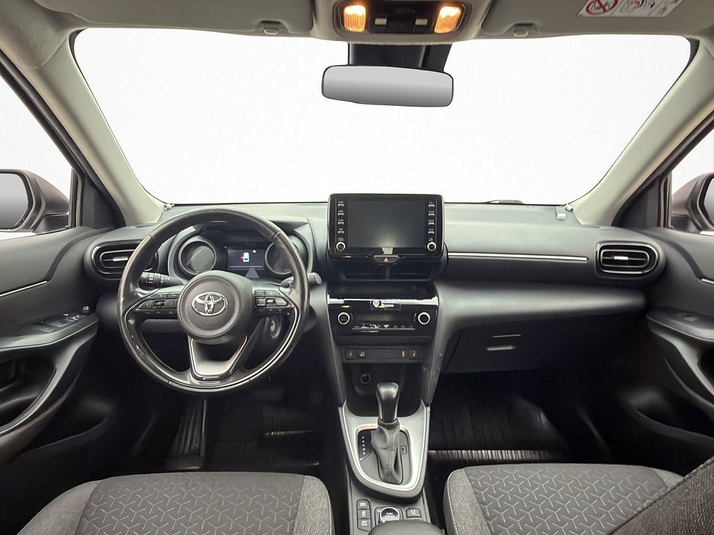 Vehicle Image 14