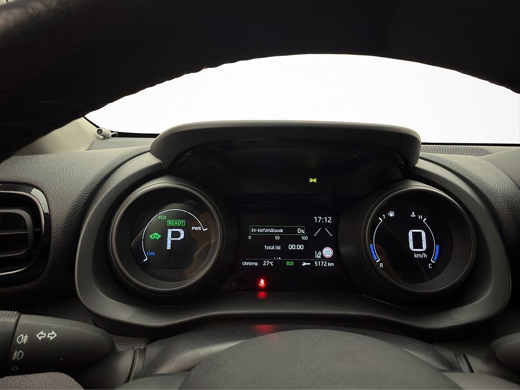 Vehicle Image 17