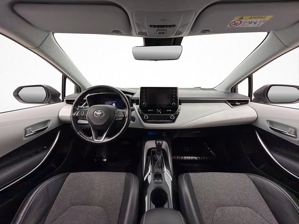 Vehicle Image 14