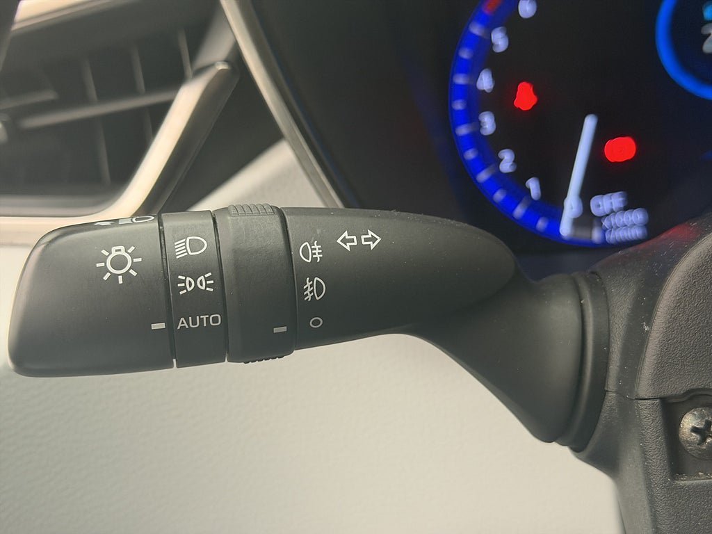 Vehicle Image 26