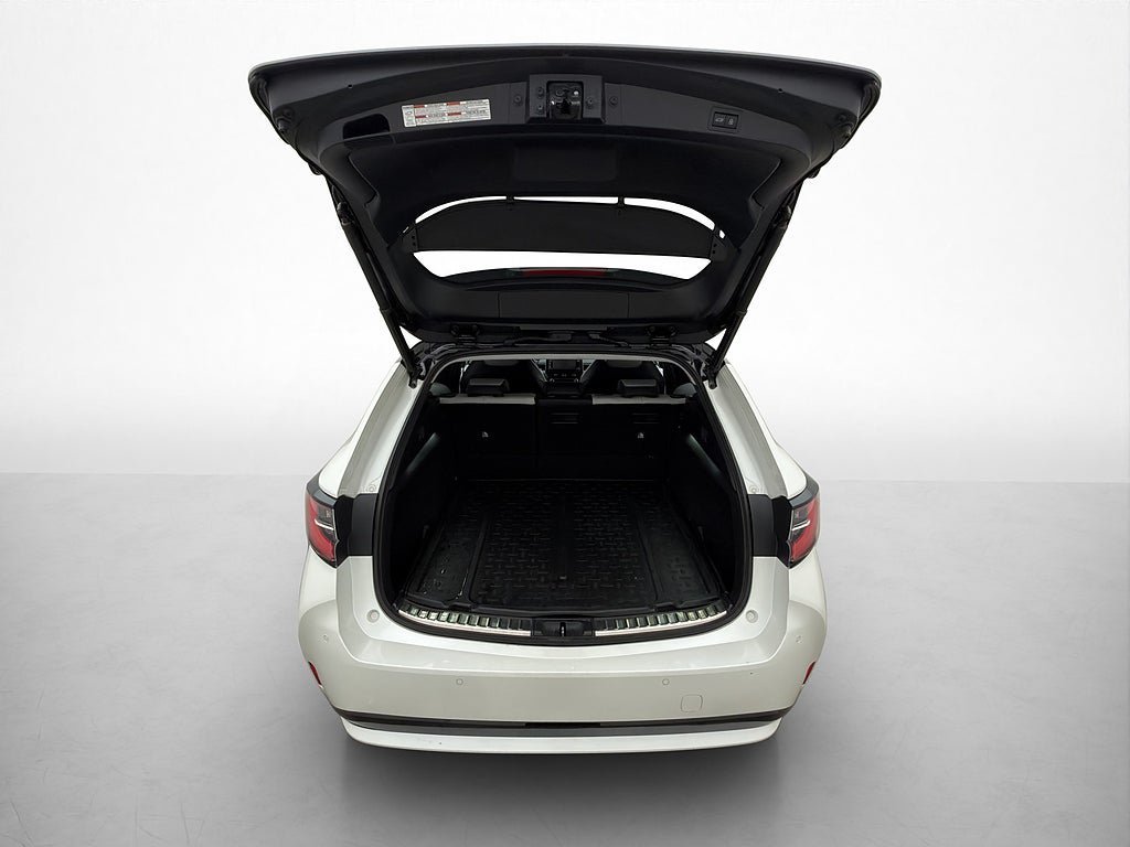 Vehicle Image 30