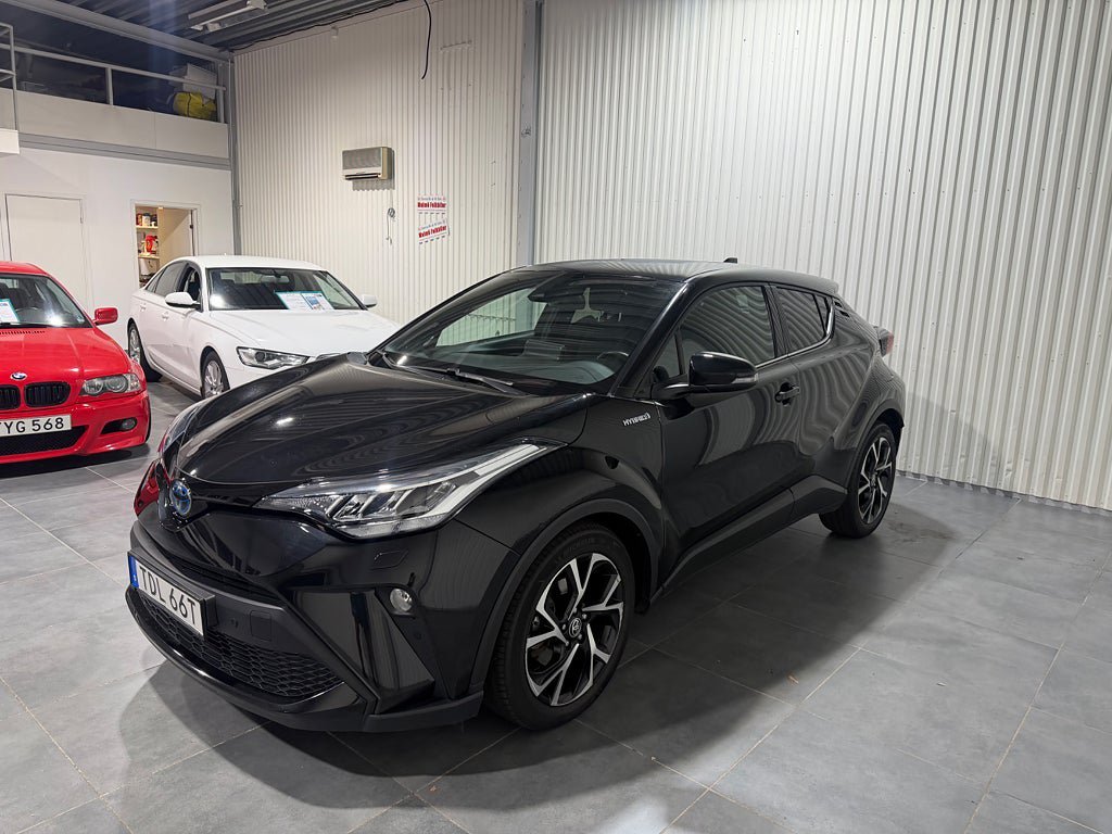 Vehicle Image 12