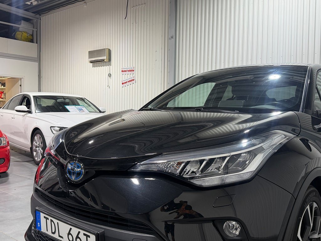 Vehicle Image 18