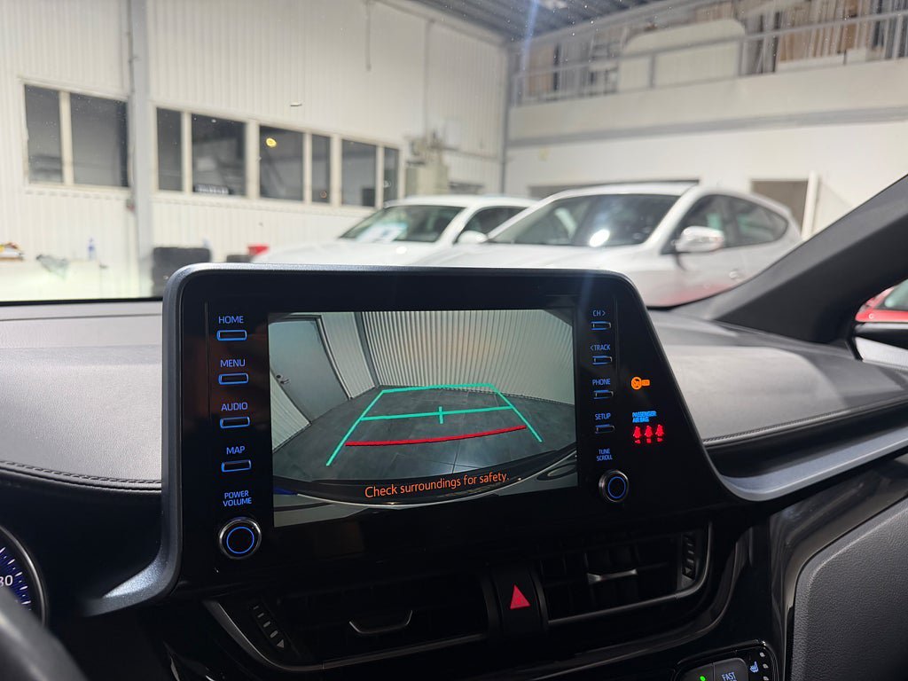Vehicle Image 13