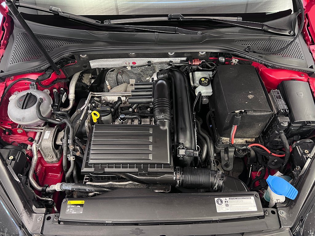 Vehicle Image 17