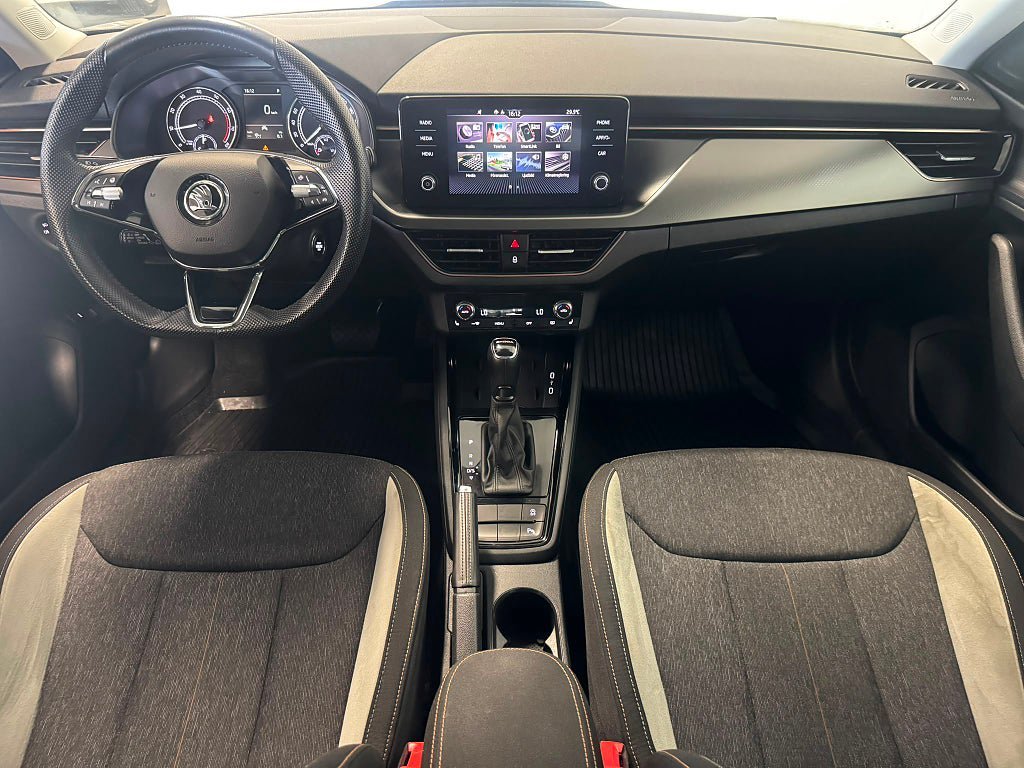 Vehicle Image 14