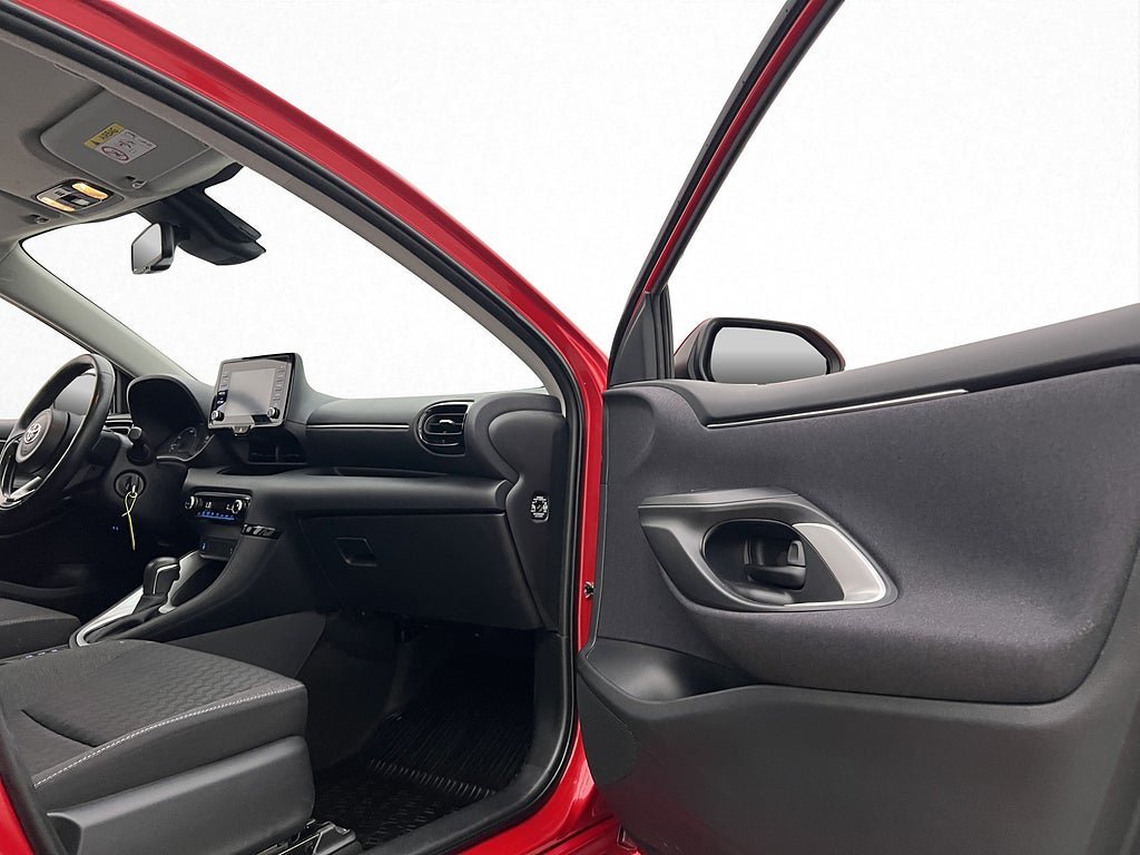 Vehicle Image 15