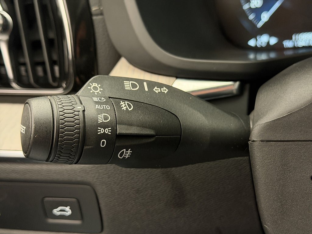Vehicle Image 34
