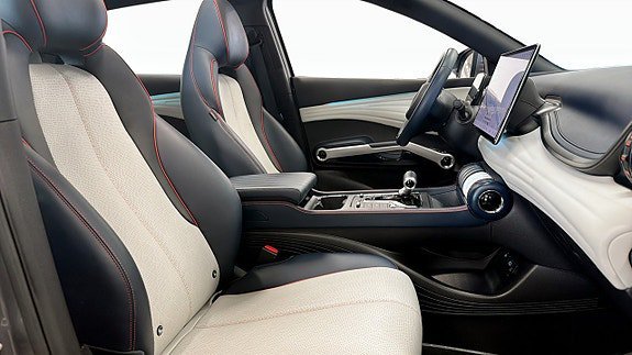 Vehicle Image 18