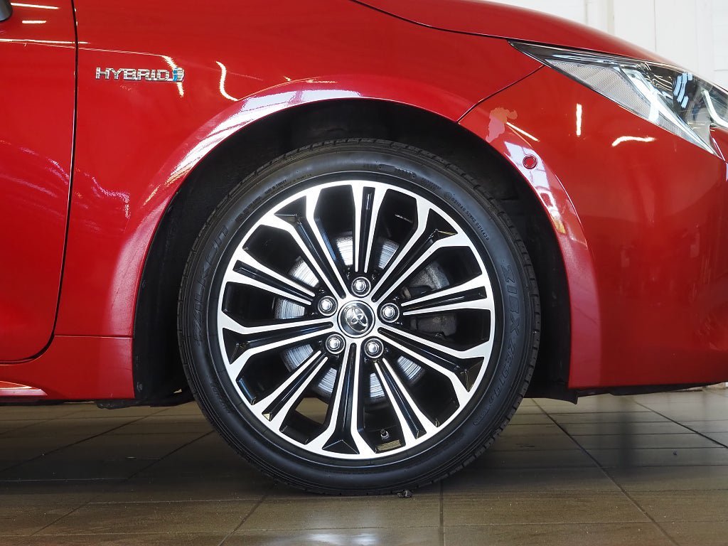 Vehicle Image 8