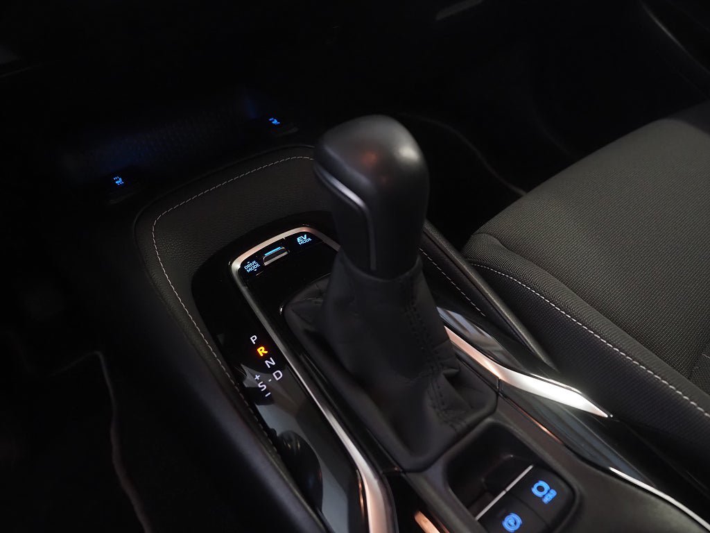 Vehicle Image 17