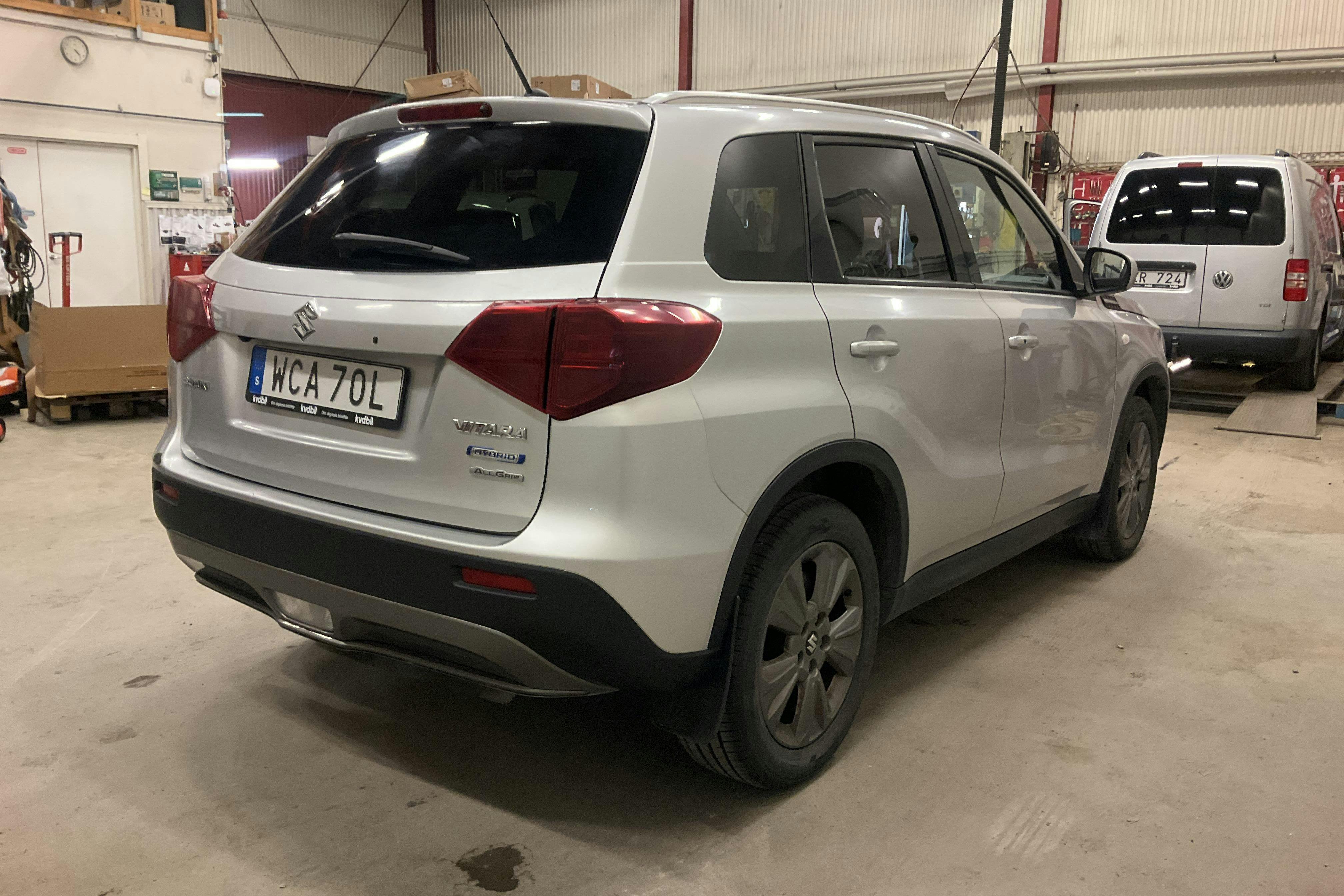 Vehicle Image 4