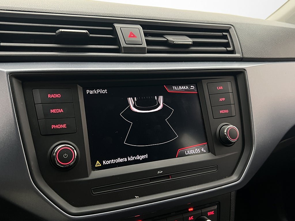 Vehicle Image 19