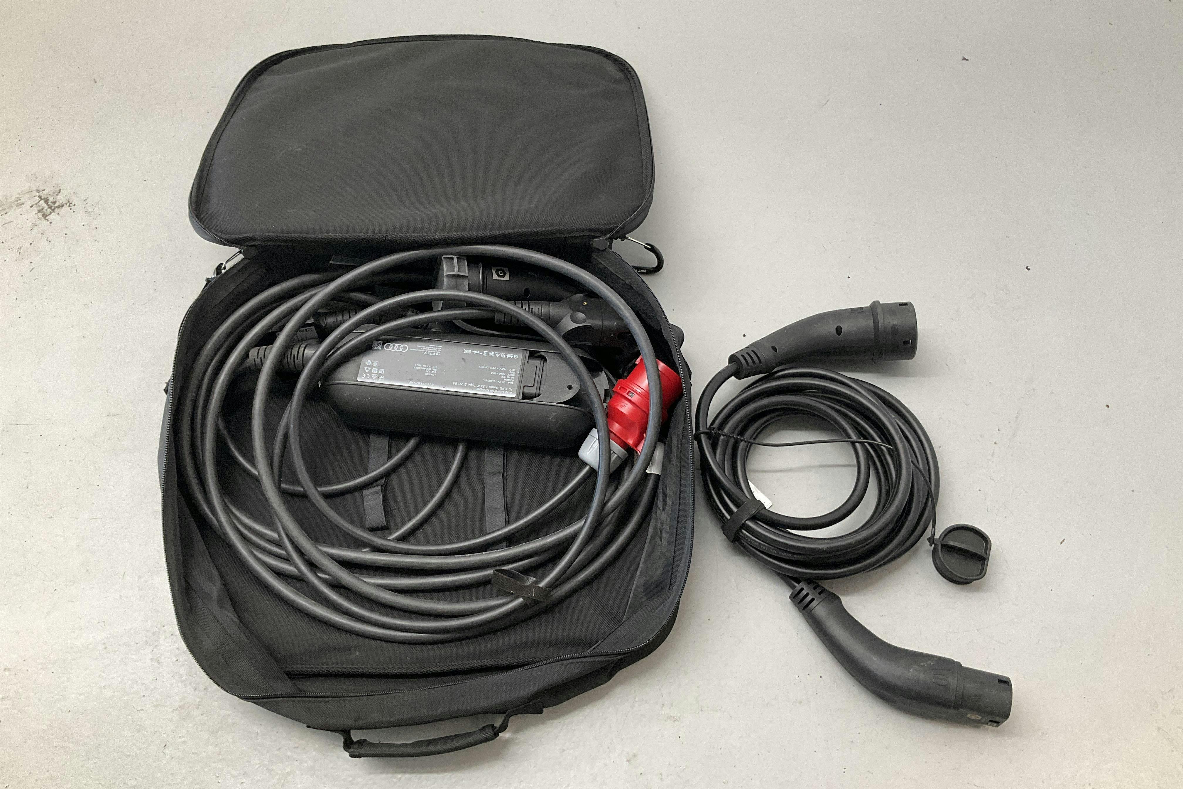 Vehicle Image 17