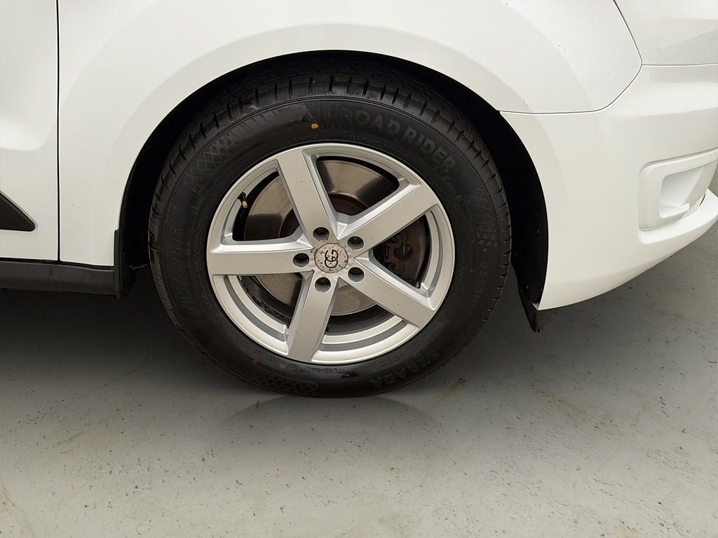 Vehicle Image 31